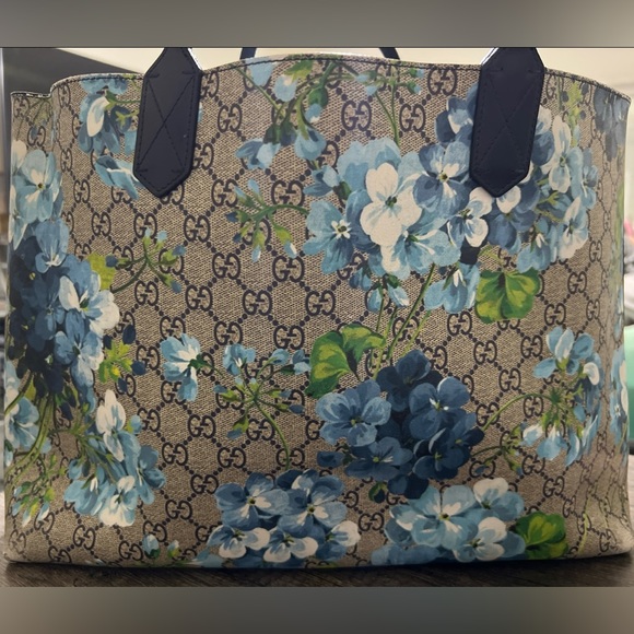 Gucci Reversible GG Supreme Coated Canvas - Blue Blooms - Picture 2 of 11